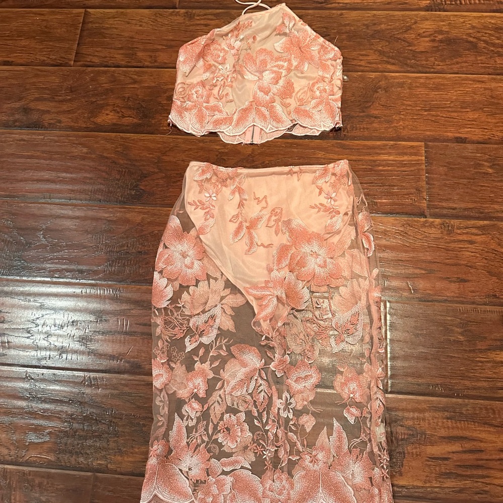 Sexy halter Lg Floral Lace Skirt Set - Peach vacation vibe
